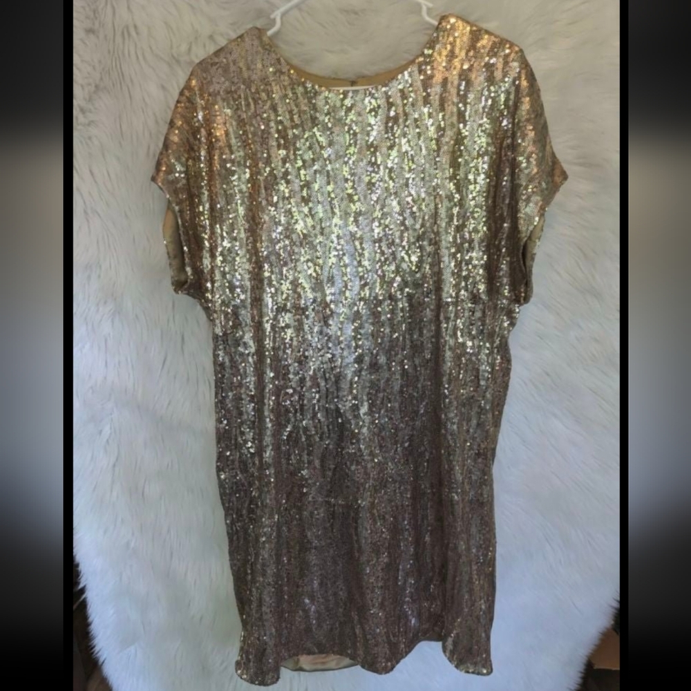 Halston Heritage Sequin Zebra Dress Gold. Champagne Size 10. Originally $595. - Picture 6 of 8